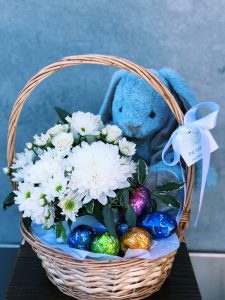 easter-hamper-3-the-lush-lily