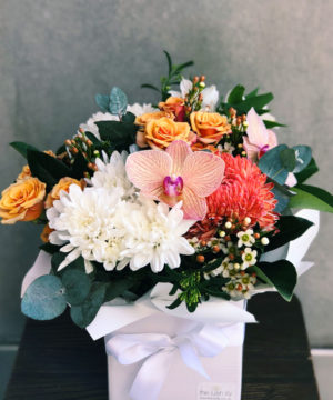 quinn-flower-arrangement-brisabne-flower-delivery-lush-lily