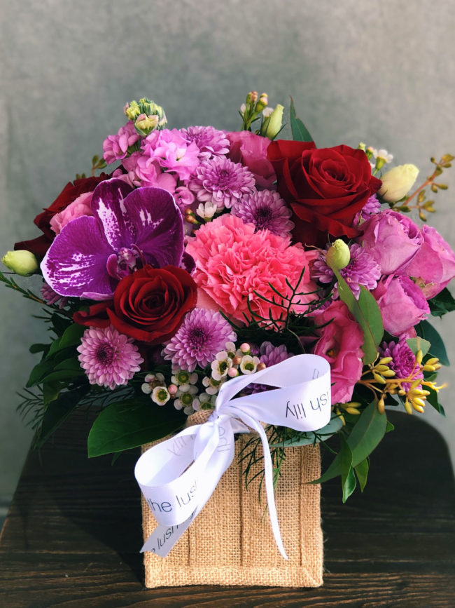 violet-flower-arrangement-brisabne-flower-delivery-lush-lily