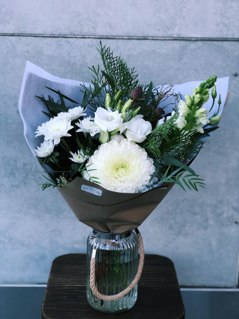 The Lush Lily – Brisbane & Gold Coast Florist Flower Delivery – Carindale, Loganholme Brisbane Gold Coast Buy flowers online