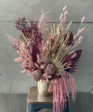 All wonderfully white dried arrangement