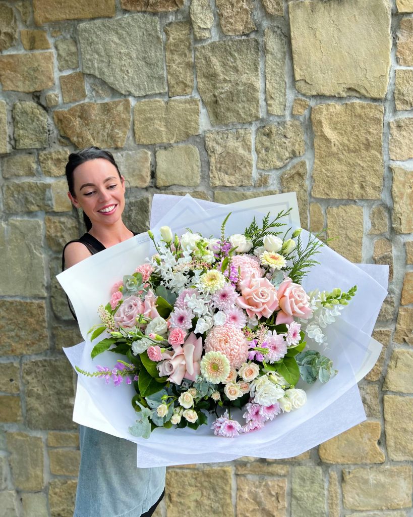 The Lush Lily – Brisbane & Gold Coast Florist Flower Delivery – Carindale, Loganholme Brisbane Gold Coast Buy flowers online