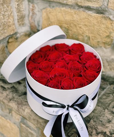 Forever Yours - Red Rose Hatbox