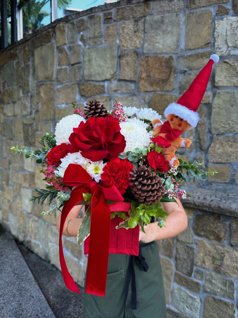 Jolly Ginger Bag – Festive Christmas Flowers Brisbane | The Lush Lily