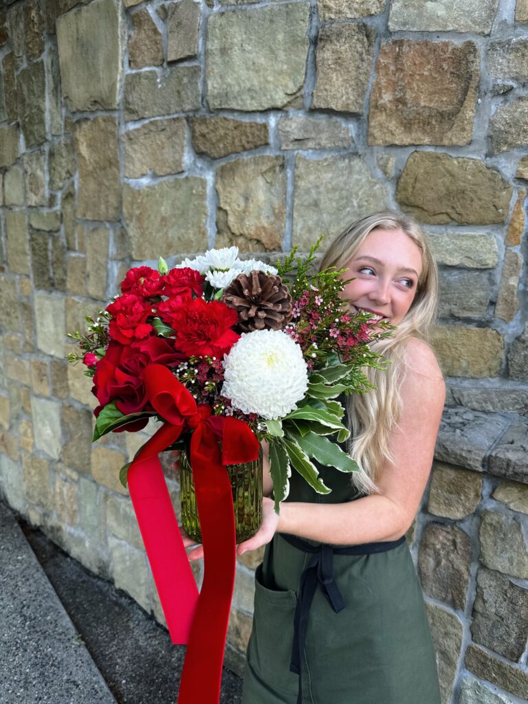 Velvet Merry Vase – Luxury Christmas Flowers Brisbane | The Lush Lily